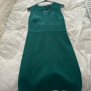 Sleeveless work dress.